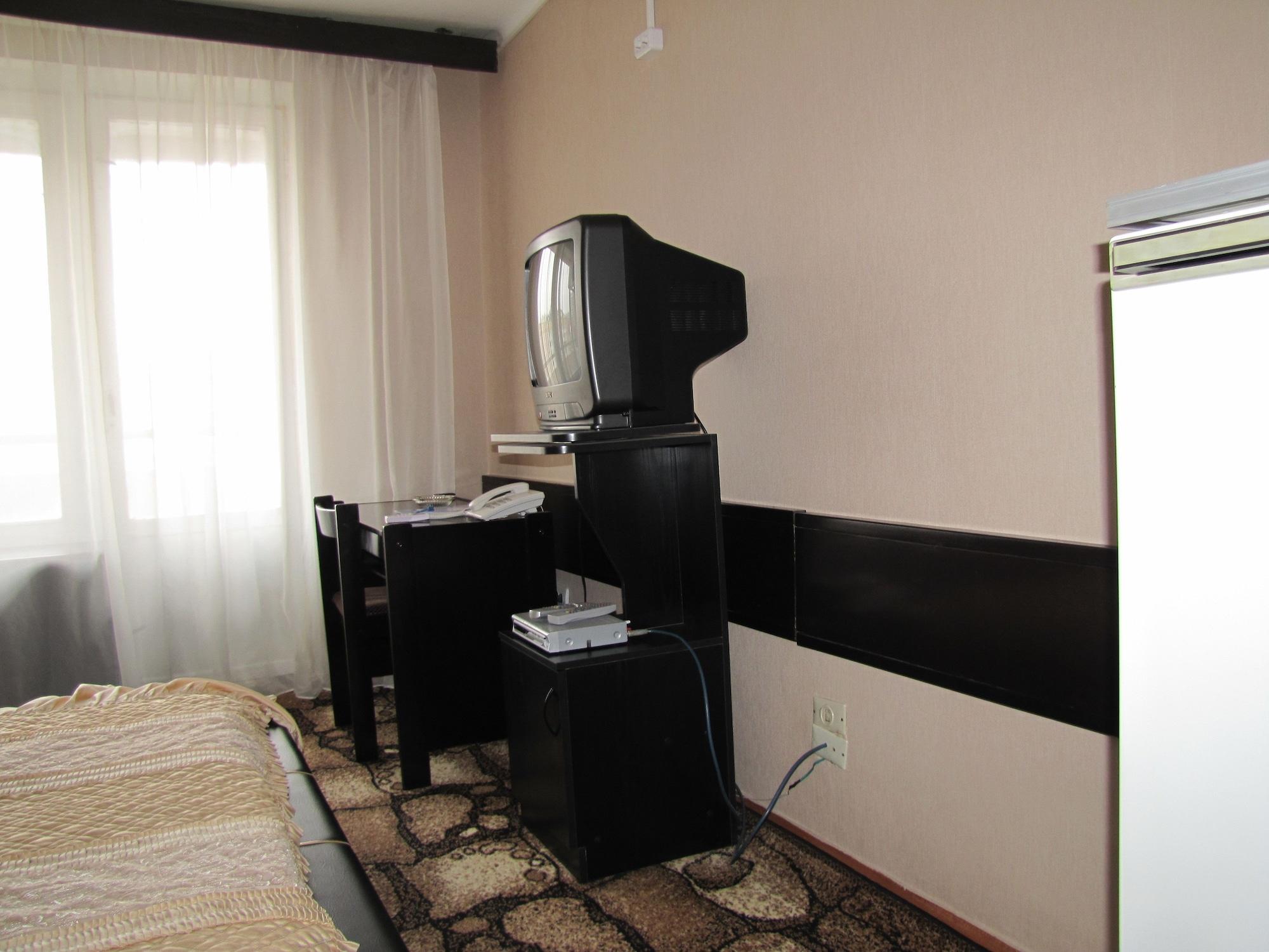 Cosmos Hotel 키시나우 외부 사진